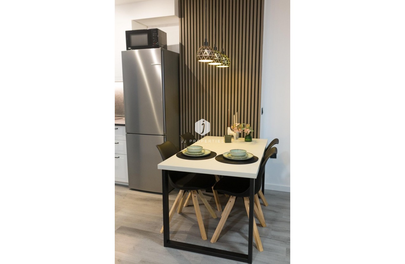 Resale - Apartment / flat -
Torrevieja - Curva Del Palangre