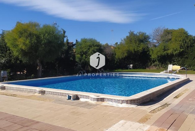 D'occasion - Appartement -
Torrevieja - Punta prima