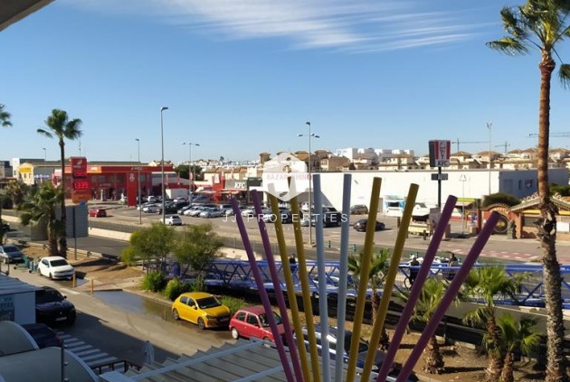 D'occasion - Appartement -
Torrevieja - Punta prima