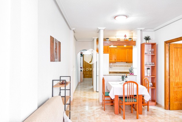 Resale - Apartment / flat -
Torrevieja - Costa Blanca