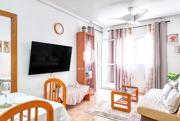 Resale - Apartment / flat -
Torrevieja - Costa Blanca