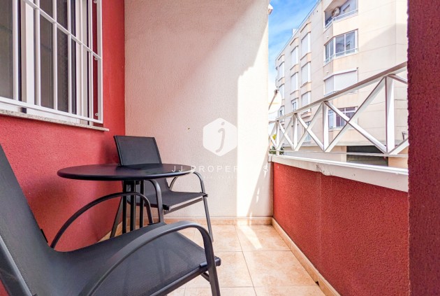 Resale - Apartment / flat -
Torrevieja - Costa Blanca