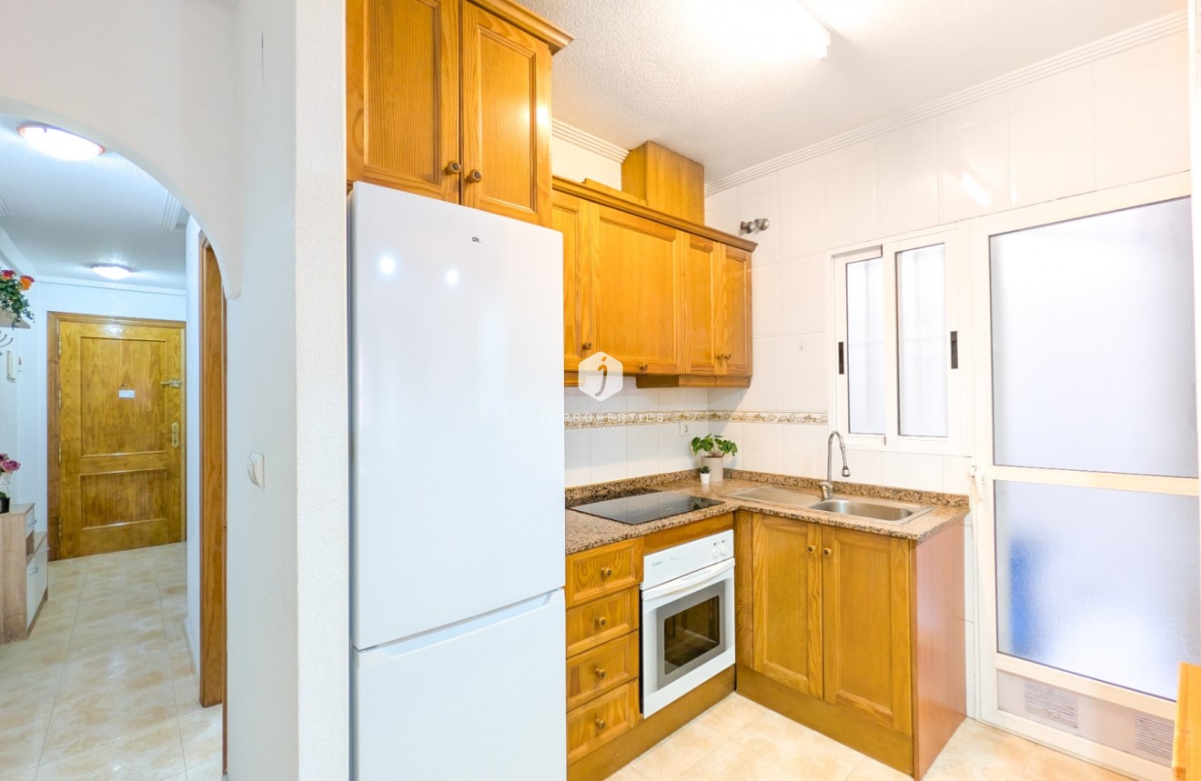 Resale - Apartment / flat -
Torrevieja - Costa Blanca