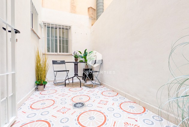 Resale - Apartment / flat -
Torrevieja - Costa Blanca