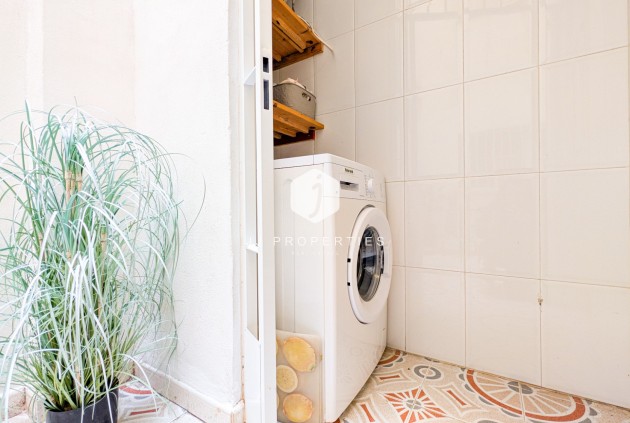 Resale - Apartment / flat -
Torrevieja - Costa Blanca