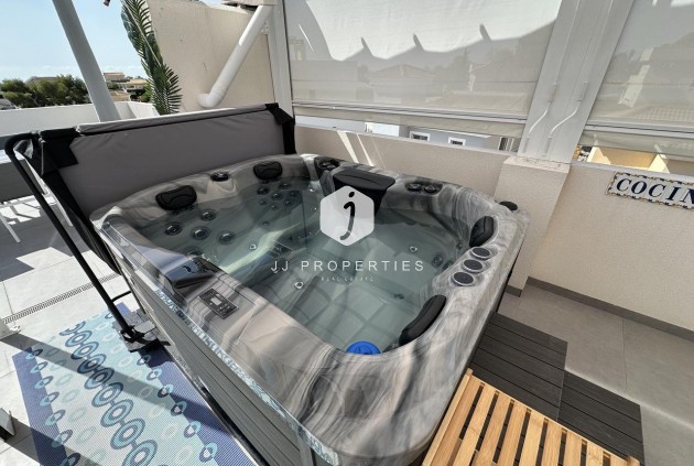 Resale - Penthouse -
Orihuela Costa - Villamartín-las Filipinas