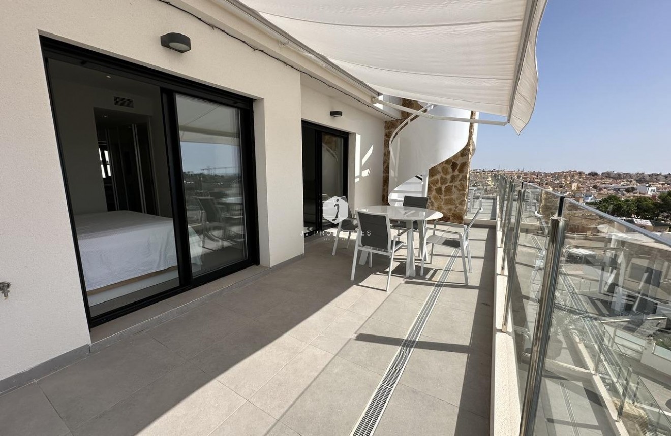 Resale - Penthouse -
Orihuela Costa - Villamartín-las Filipinas