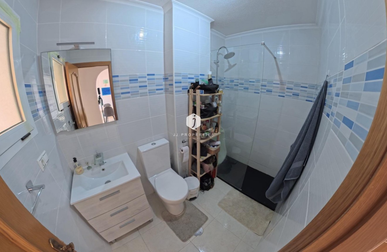 Aus zweiter Hand - Wohnung -
Torrevieja - Centro