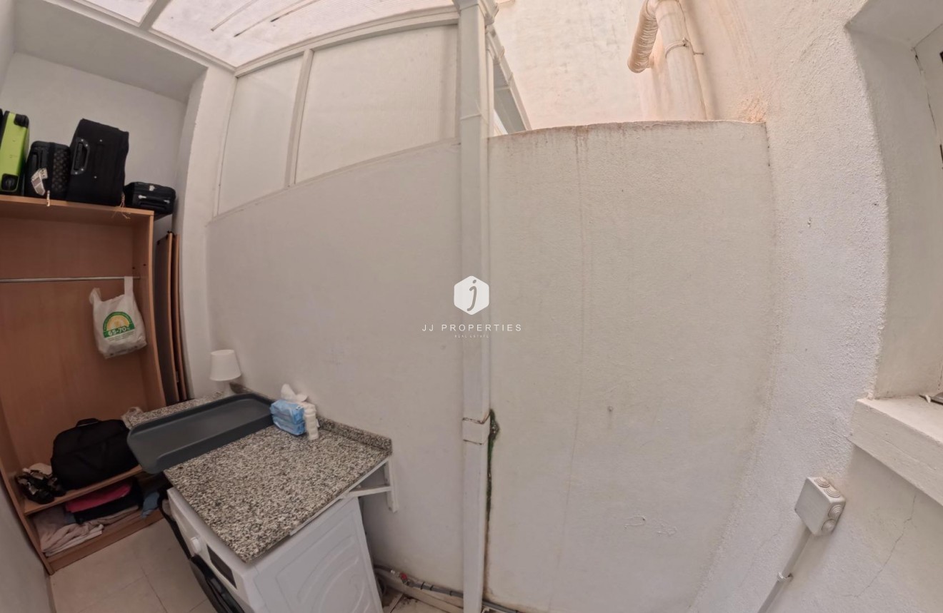 Aus zweiter Hand - Wohnung -
Torrevieja - Centro