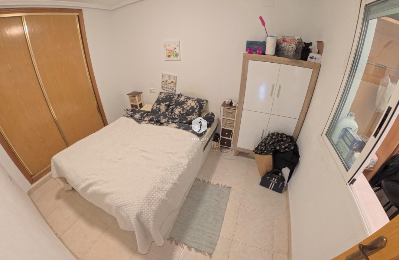 Aus zweiter Hand - Wohnung -
Torrevieja - Centro