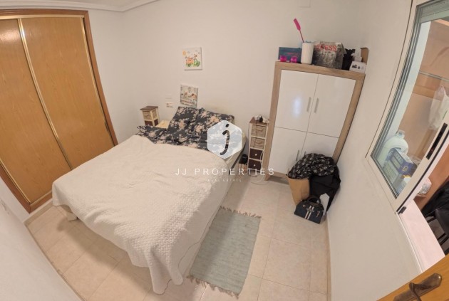 Aus zweiter Hand - Wohnung -
Torrevieja - Centro