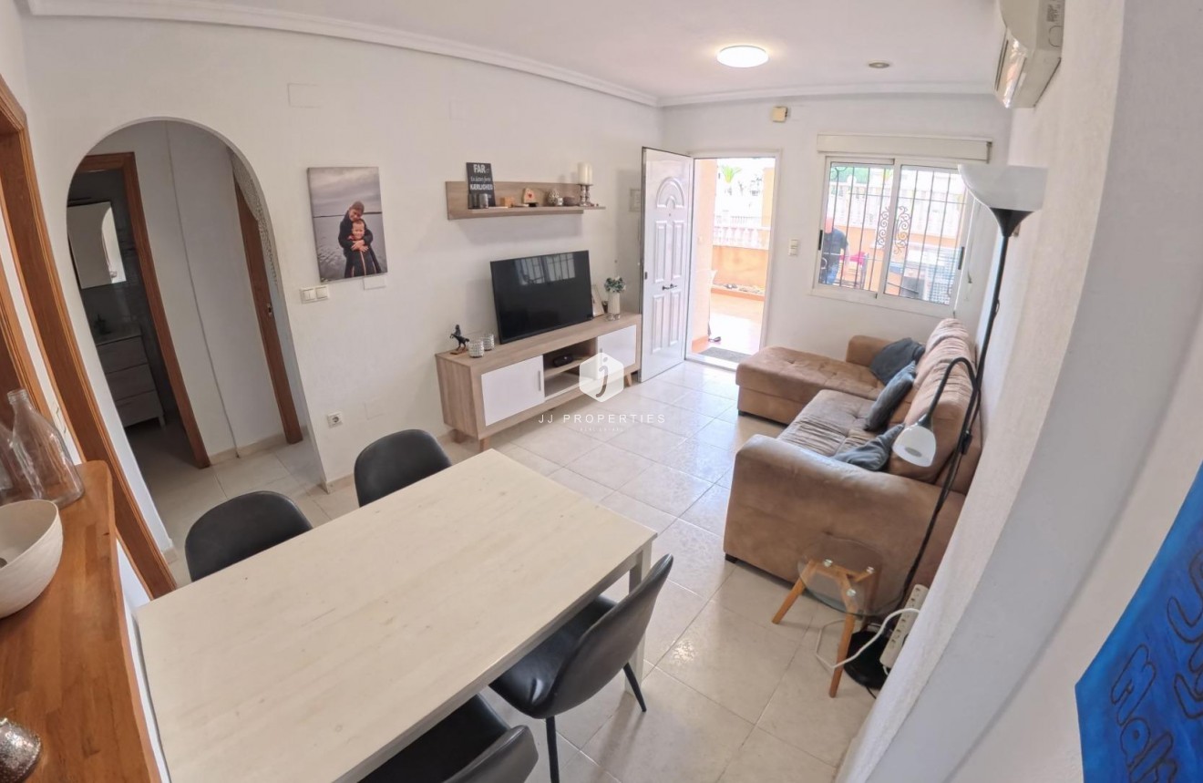 Aus zweiter Hand - Wohnung -
Torrevieja - Centro