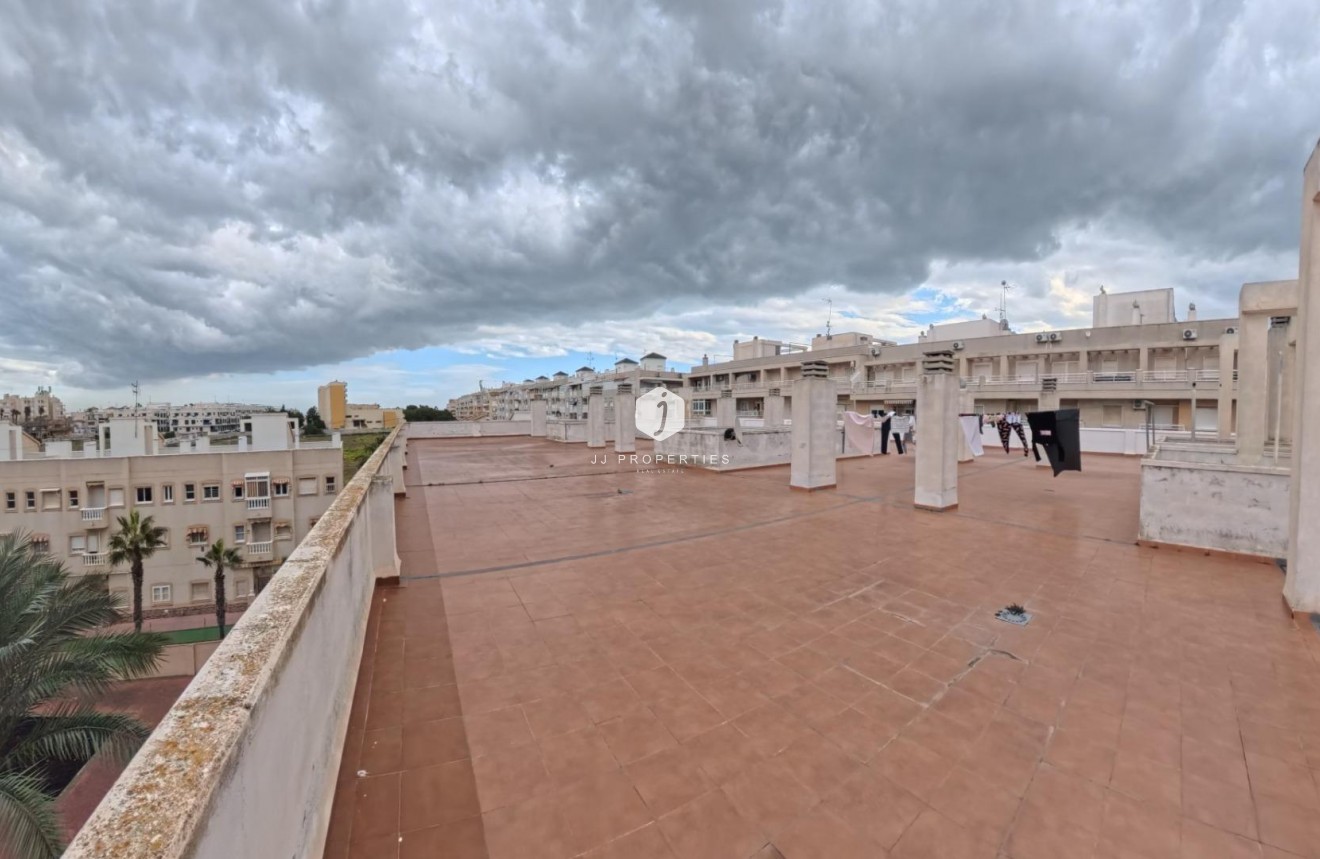 Aus zweiter Hand - Wohnung -
Torrevieja - Centro