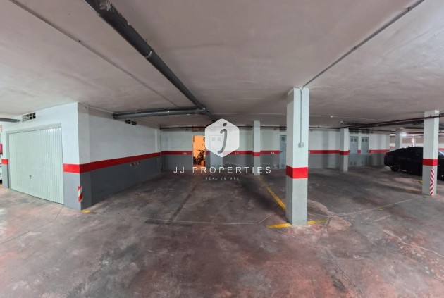 Aus zweiter Hand - Wohnung -
Torrevieja - Centro