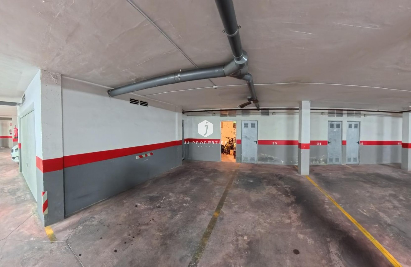 Aus zweiter Hand - Wohnung -
Torrevieja - Centro