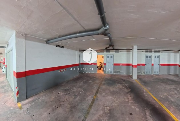 Aus zweiter Hand - Wohnung -
Torrevieja - Centro