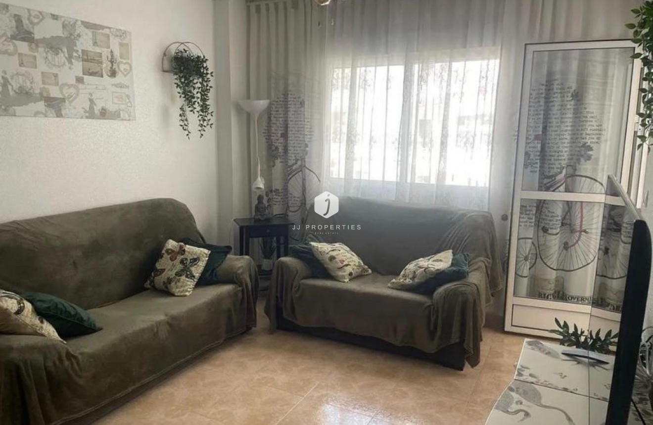 Aus zweiter Hand - Wohnung -
Torrevieja - Centro