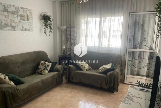 Aus zweiter Hand - Wohnung -
Torrevieja - Centro