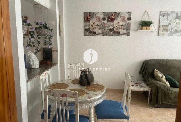 Aus zweiter Hand - Wohnung -
Torrevieja - Centro