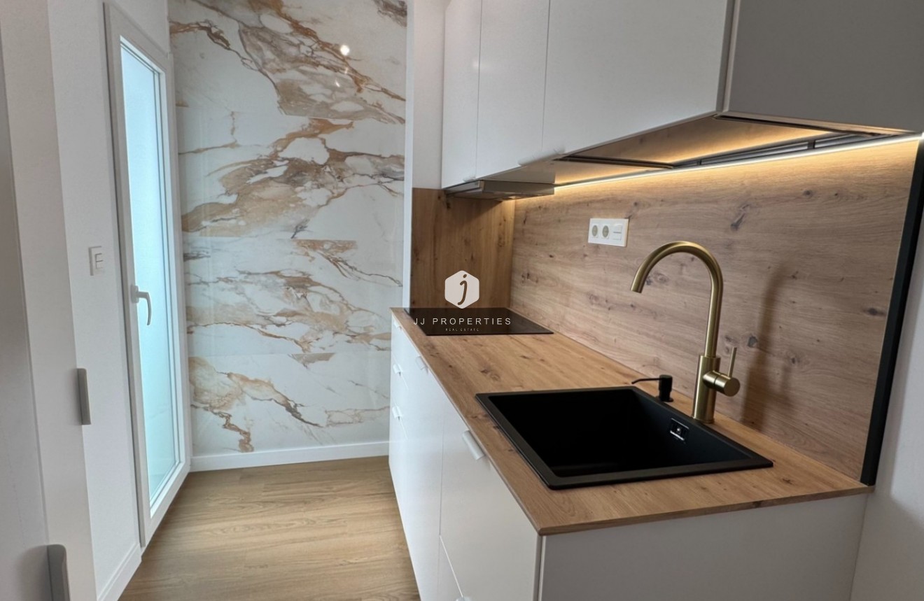 Tweedehands - Appartement / flat -
Orihuela Costa - Costa Blanca