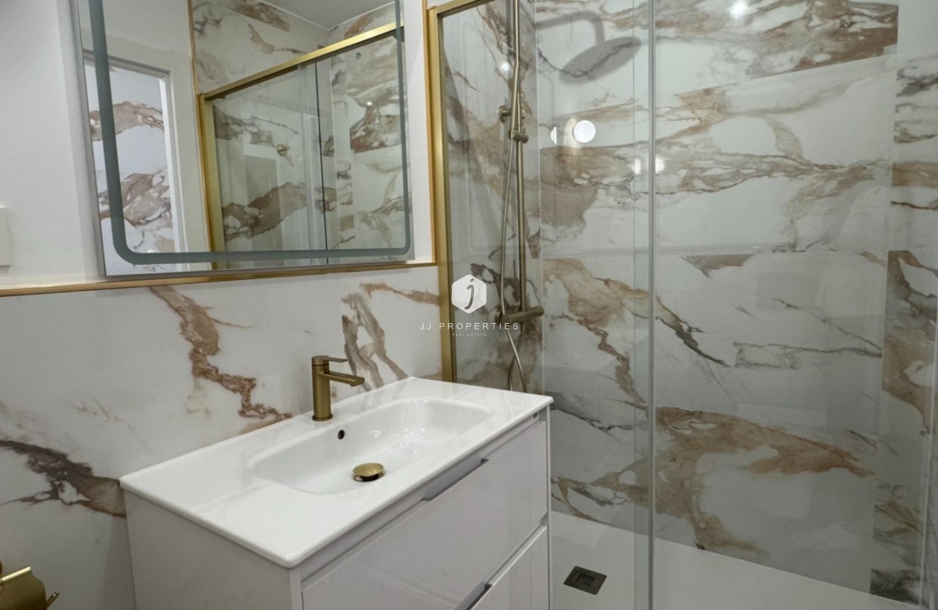 Tweedehands - Appartement / flat -
Orihuela Costa - Costa Blanca