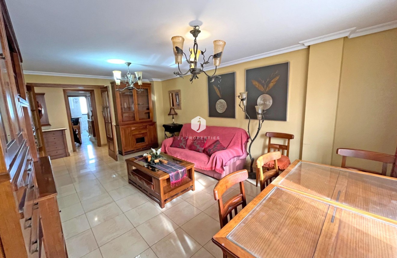 Resale - Apartment / flat -
Formentera del Segura - Palacios
