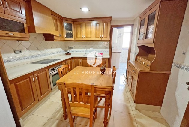 Resale - Apartment / flat -
Formentera del Segura - Palacios