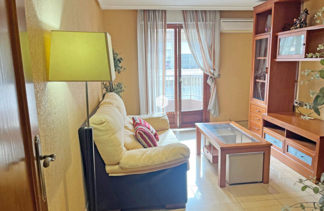 Resale - Apartment / flat -
Formentera del Segura - Palacios