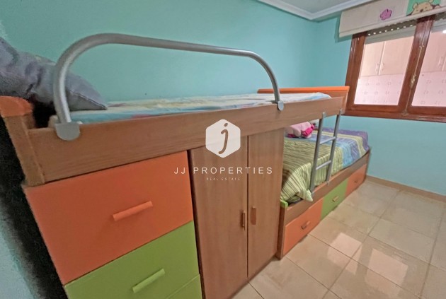 Resale - Apartment / flat -
Formentera del Segura - Palacios