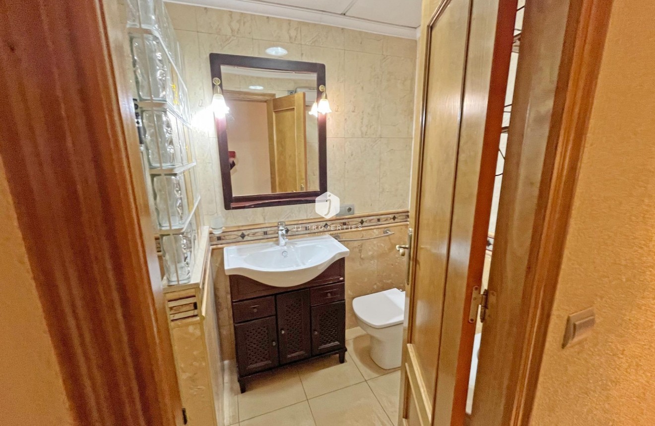 Resale - Apartment / flat -
Formentera del Segura - Palacios