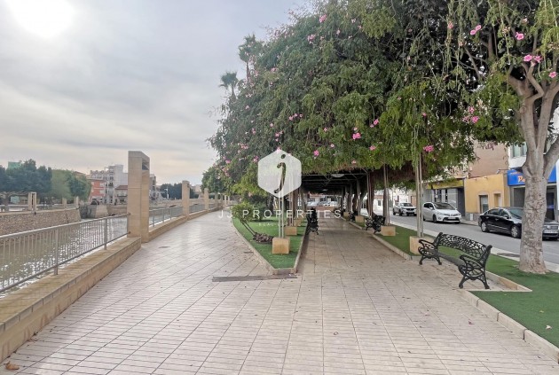 Resale - Apartment / flat -
Formentera del Segura - Palacios