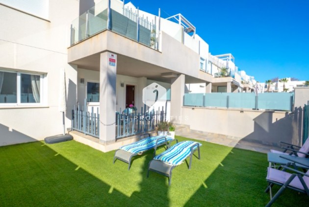 Resale - Apartment / flat -
Torrevieja - Costa Blanca