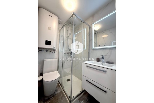 Resale - Apartment / flat -
Torrevieja - Cabo cervera