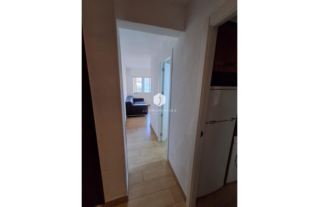 Resale - Apartment / flat -
Guardamar del Segura - Guardamar Playa