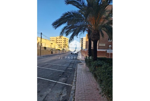 Resale - Apartment / flat -
Guardamar del Segura - Guardamar Playa
