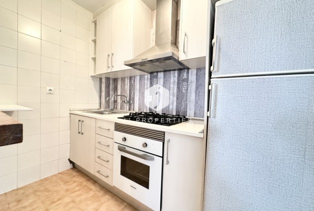 Z drugiej ręki - Szalet -
Torrevieja - Costa Blanca