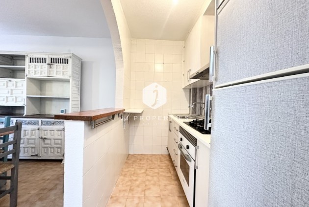 Z drugiej ręki - Szalet -
Torrevieja - Costa Blanca