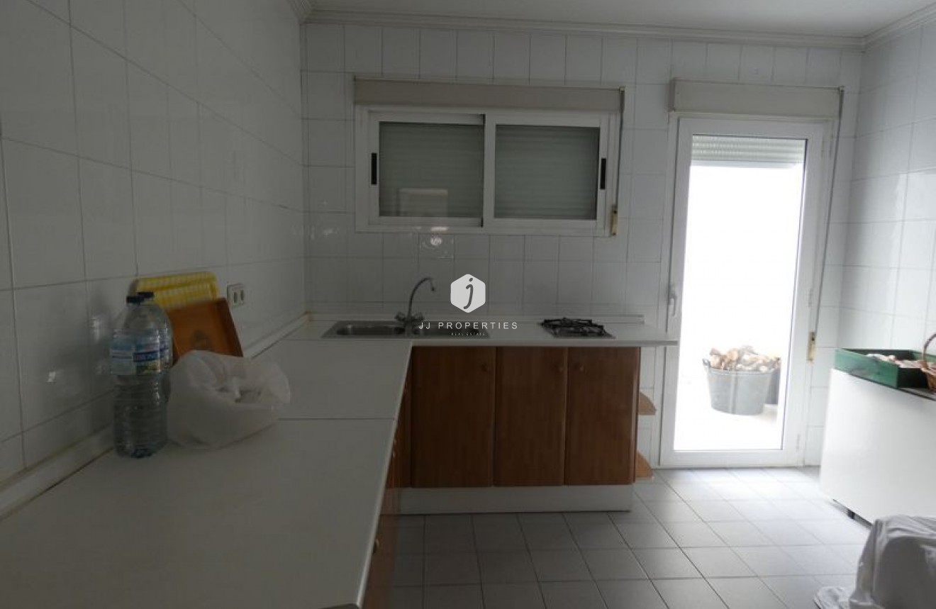 Aus zweiter Hand - Villa -
Almoradí - Inland