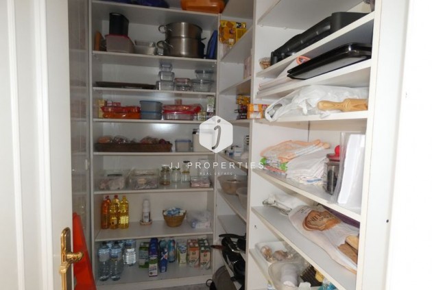 Aus zweiter Hand - Villa -
Almoradí - Inland