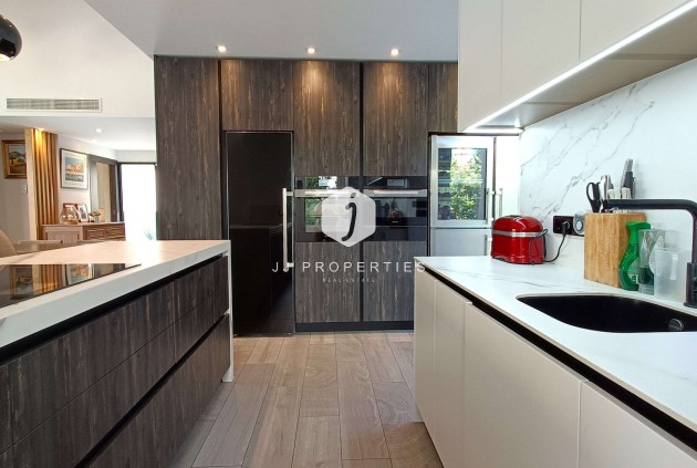 Aus zweiter Hand - Villa -
Algorfa - Inland