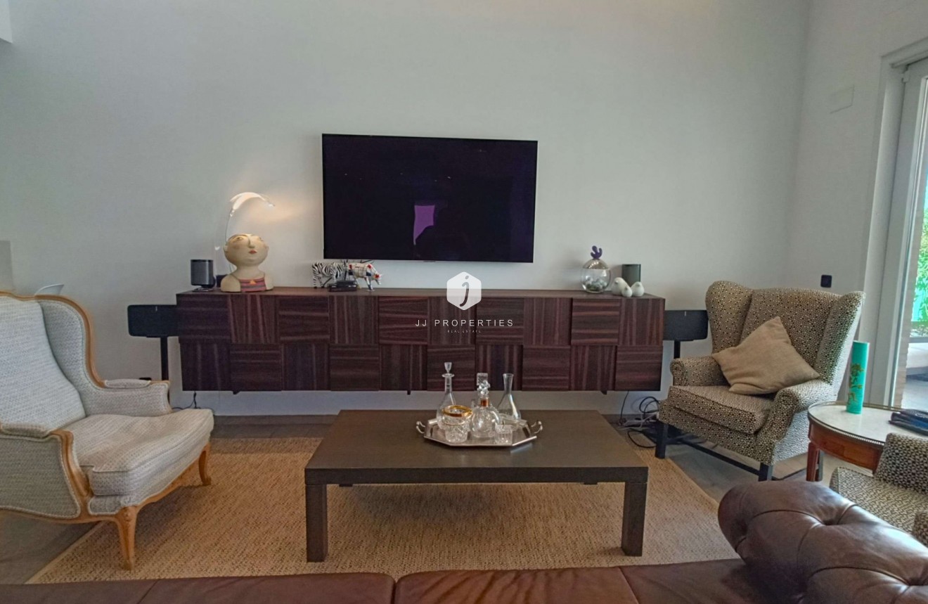 Aus zweiter Hand - Villa -
Algorfa - Inland