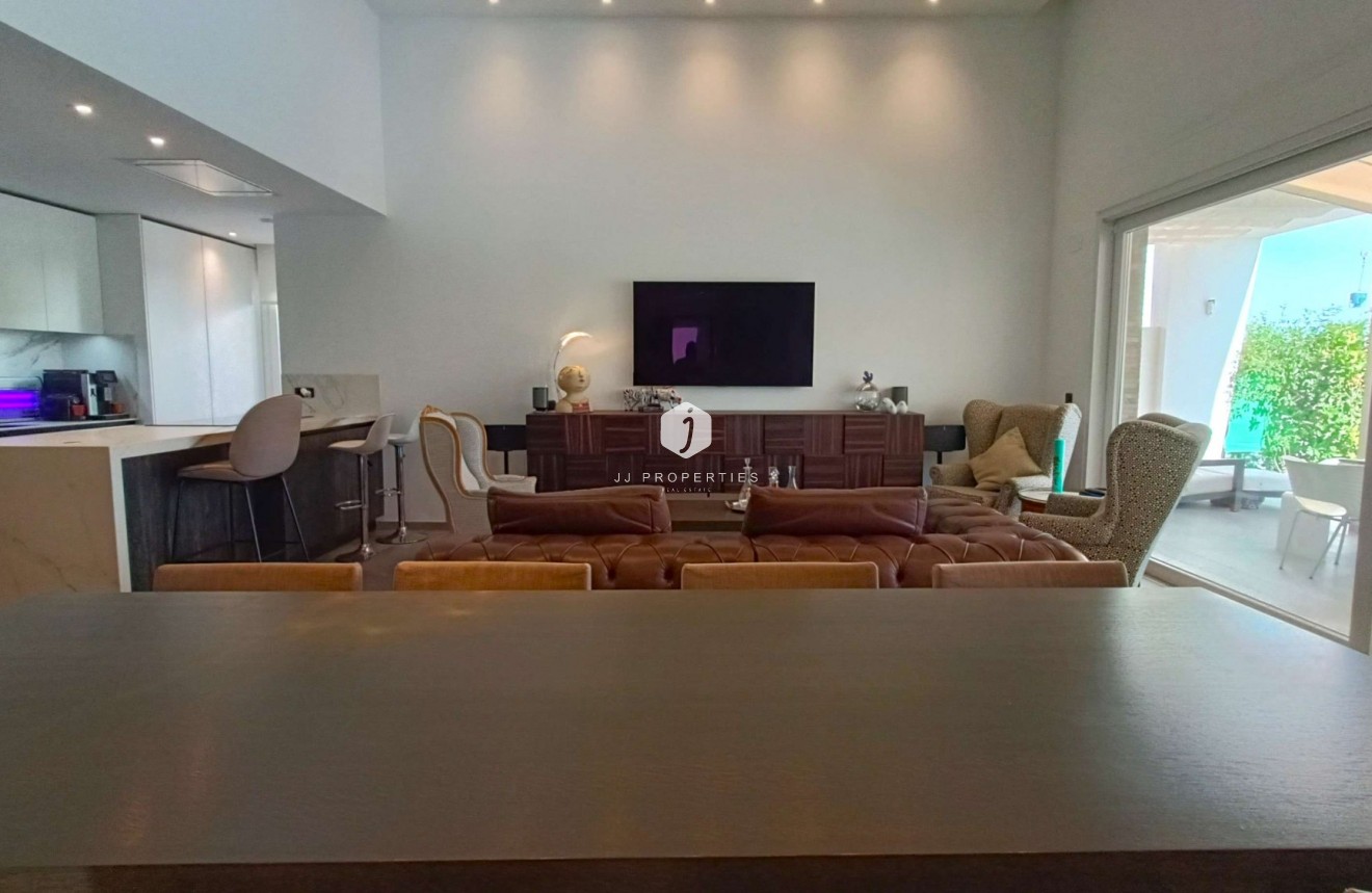 Aus zweiter Hand - Villa -
Algorfa - Inland