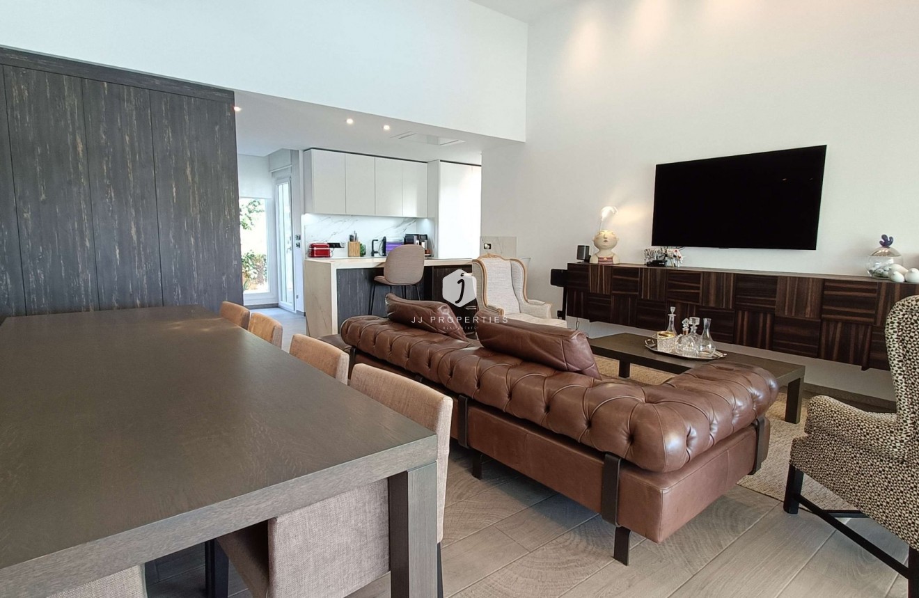 Aus zweiter Hand - Villa -
Algorfa - Inland