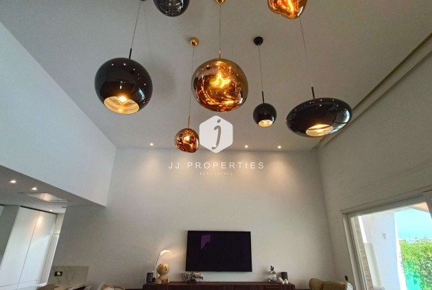 Aus zweiter Hand - Villa -
Algorfa - Inland