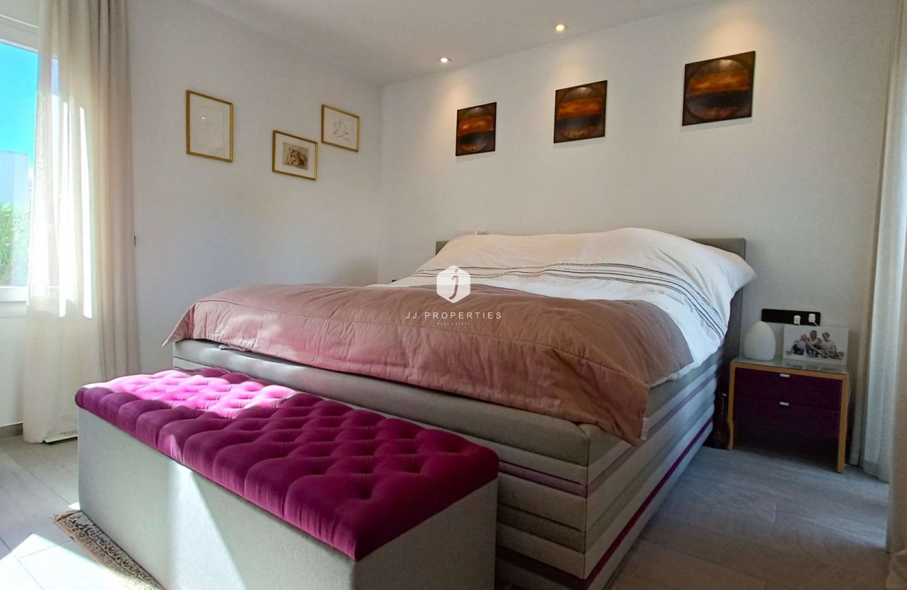 Aus zweiter Hand - Villa -
Algorfa - Inland