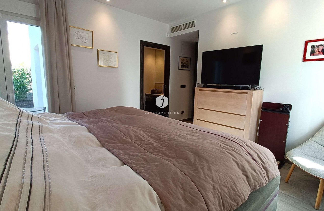 Aus zweiter Hand - Villa -
Algorfa - Inland