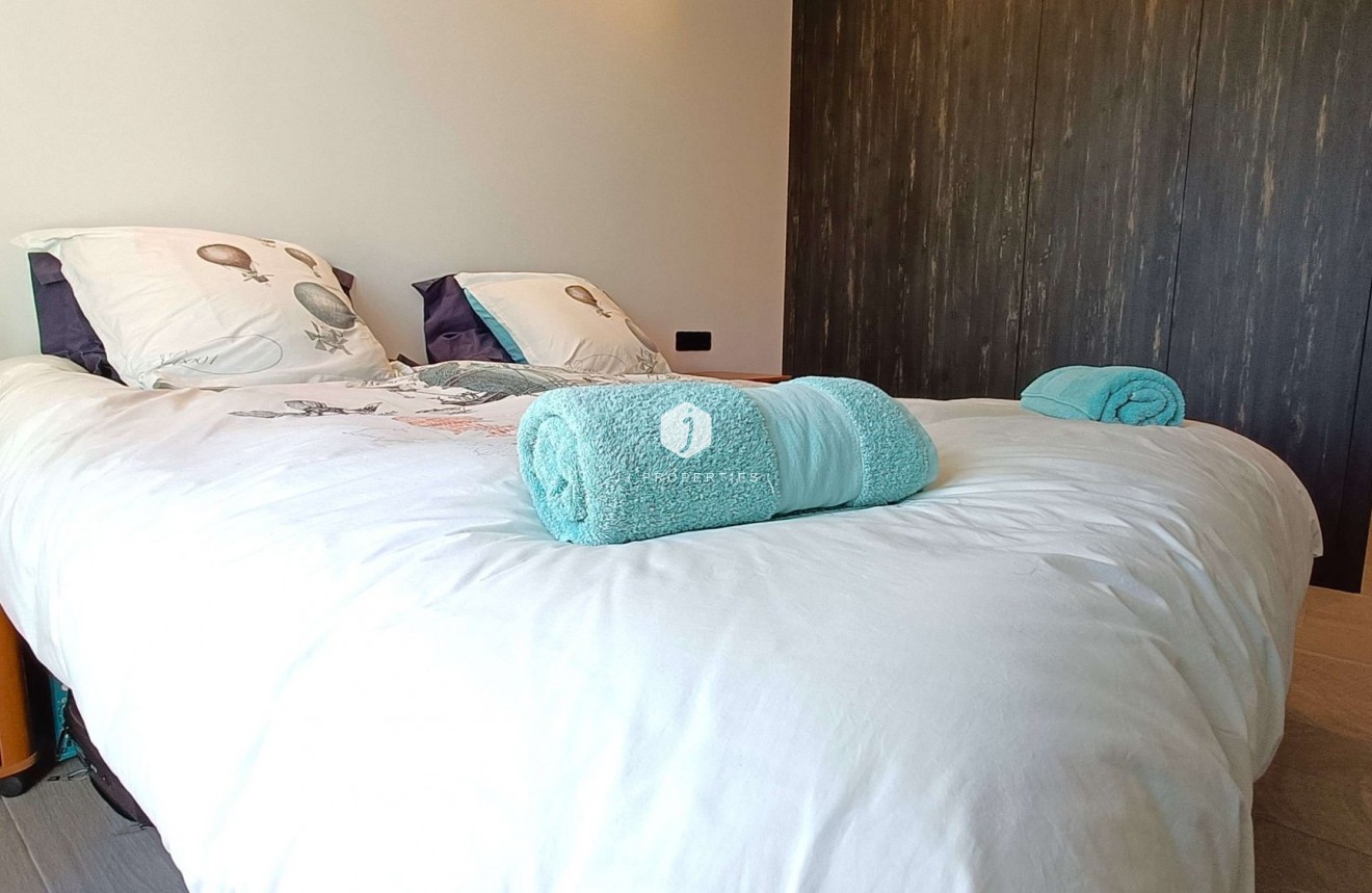 Aus zweiter Hand - Villa -
Algorfa - Inland