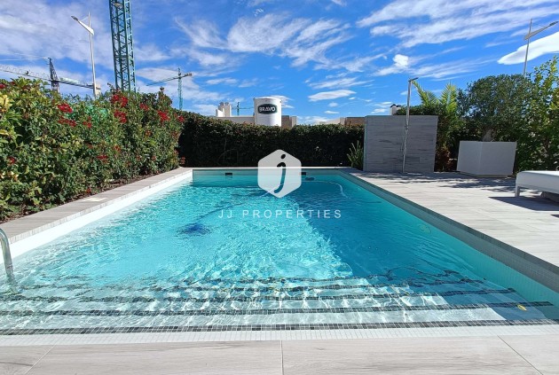 Aus zweiter Hand - Villa -
Algorfa - Inland