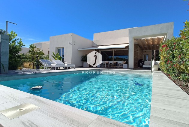 Aus zweiter Hand - Villa -
Algorfa - Inland