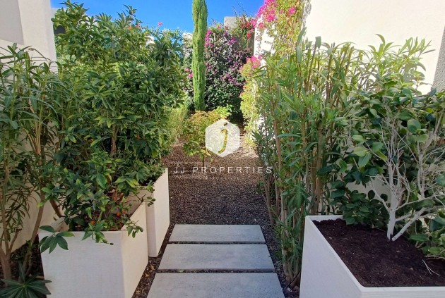 Aus zweiter Hand - Villa -
Algorfa - Inland